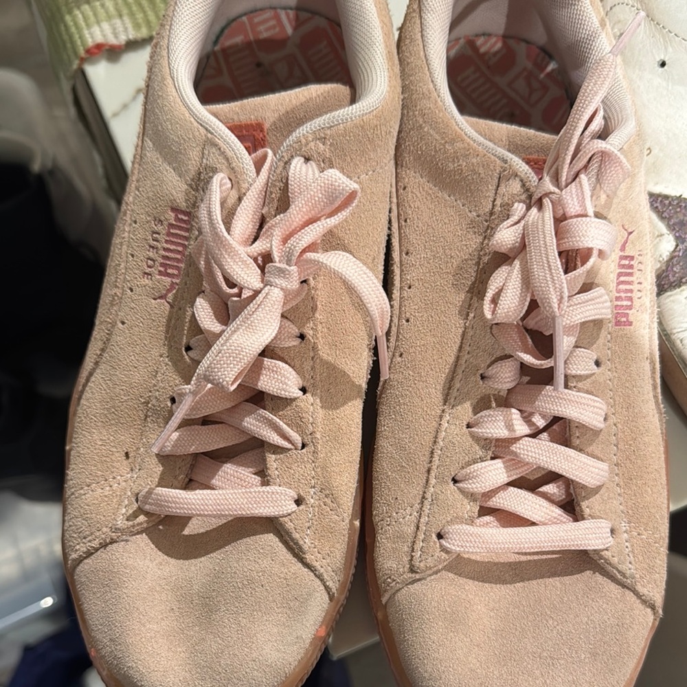 Puma Beige Suede Sneakers with Blush Laces